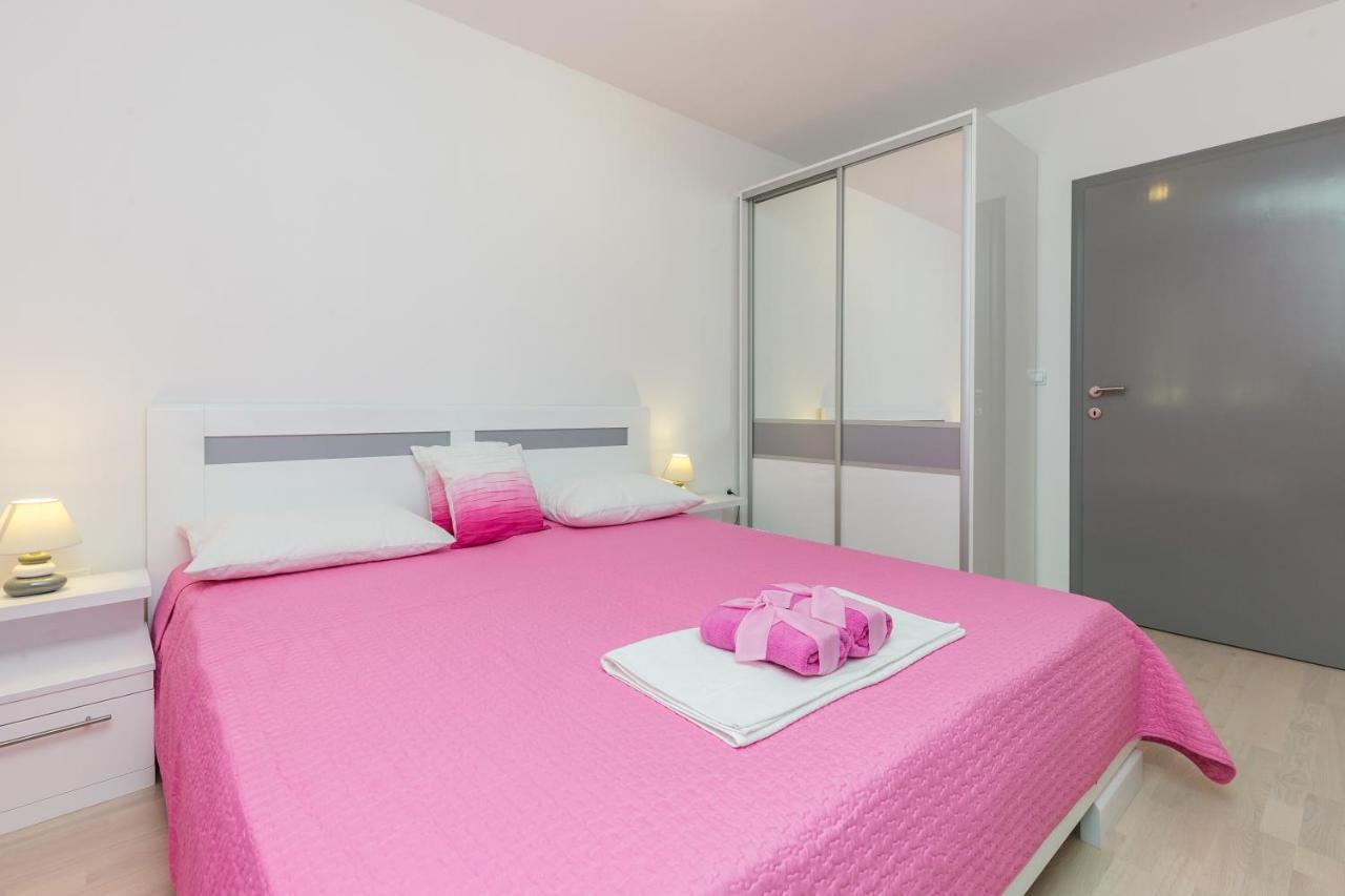 Apartments Villa Enzian Mlini Luaran gambar